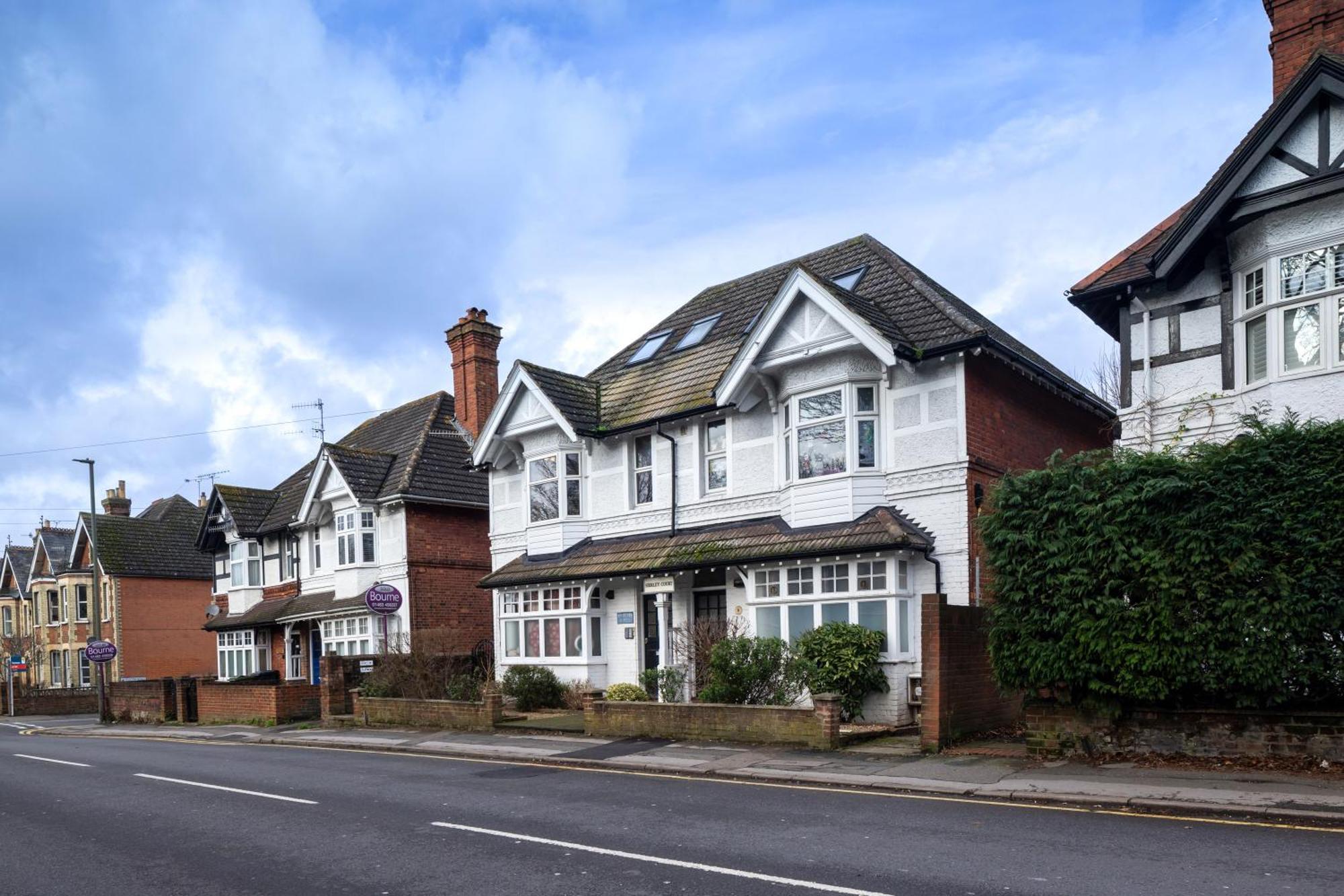 Appartement Guildford Town Centre With Parking Extérieur photo